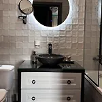 Vernisaj Boutique Appartement Boekarest